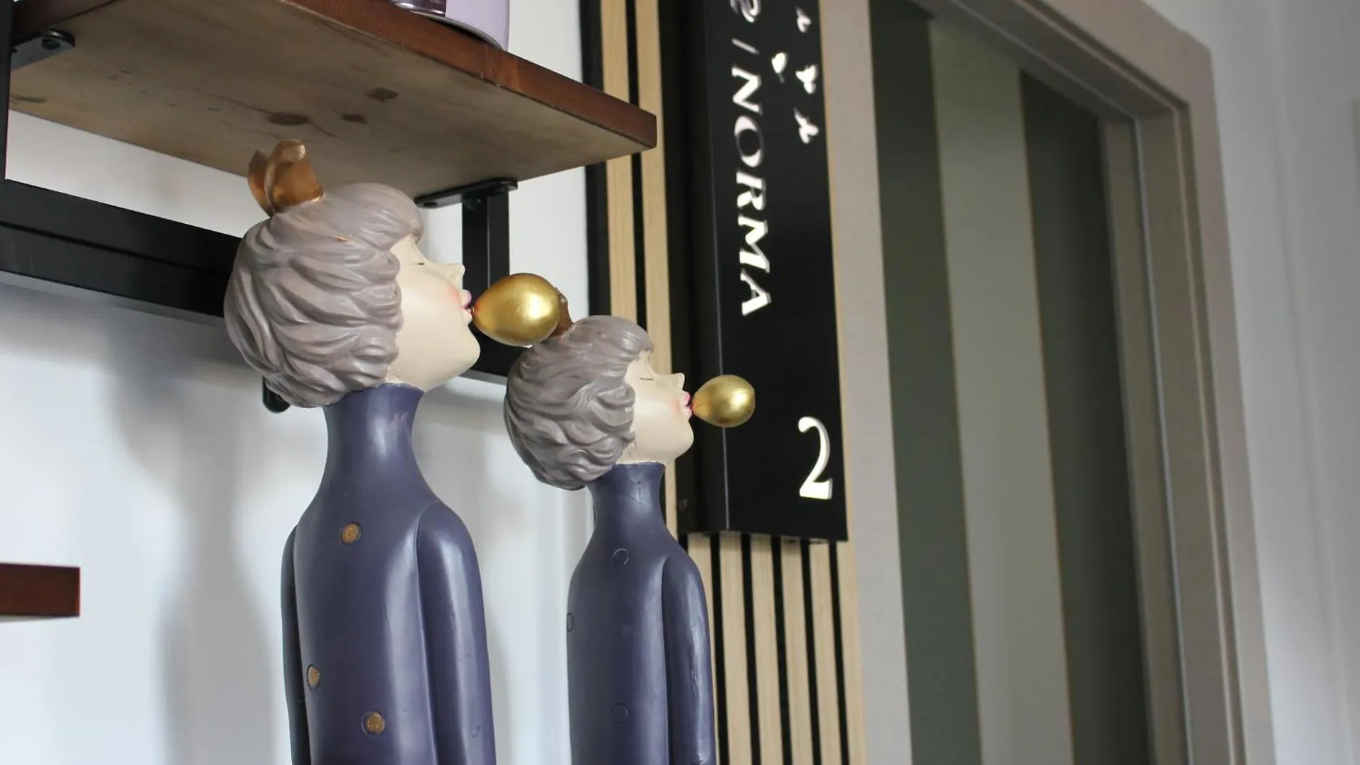 Roby'S Boutique Rooms - Luxury B&B Katanya Oda ve Kahvaltı